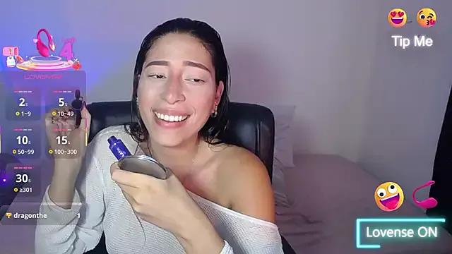 Explore our live girls sluts from our Custom and Multi clubs and checkout exclusive access to highly interactive content, such as shape, hair, titties, pussy type and many more.