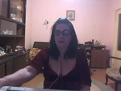 Explore our live girls sluts from our Custom and Multi clubs and checkout exclusive access to highly interactive content, such as shape, hair, titties, pussy type and many more.