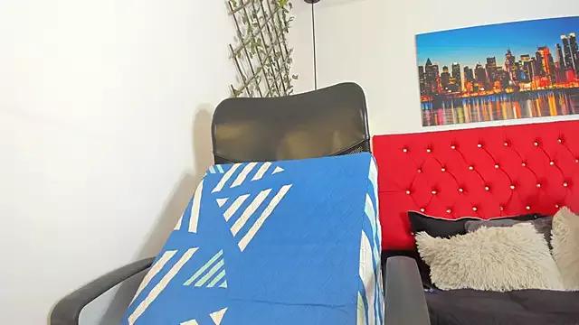 carolinacrus01 from StripChat is Freechat