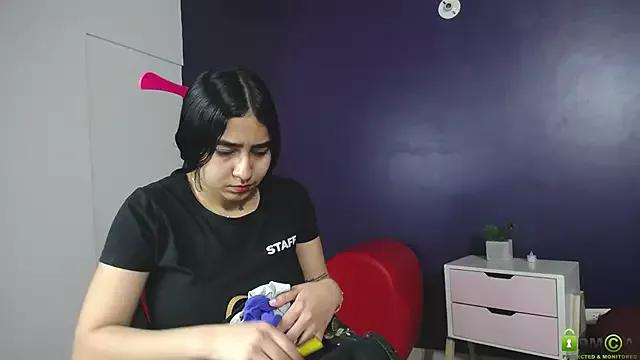 Explore our live girls sluts from our Custom and Multi clubs and checkout exclusive access to highly interactive content, such as shape, hair, titties, pussy type and many more.