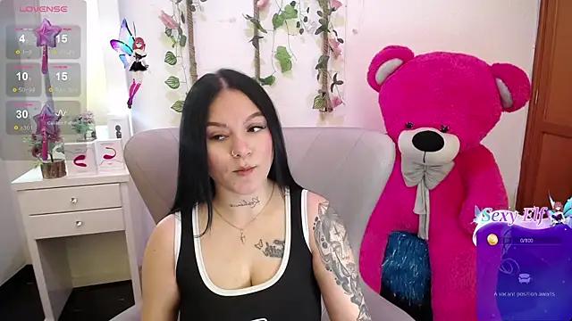 Explore our live girls sluts from our Custom and Multi clubs and checkout exclusive access to highly interactive content, such as shape, hair, titties, pussy type and many more.