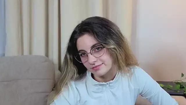 CasandraMickell from StripChat is Freechat