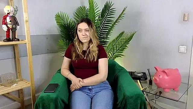 CaseyAitcheson from StripChat is Freechat