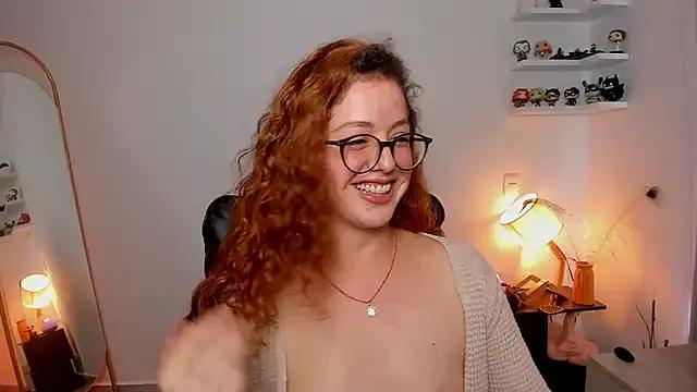 Cassandra_Caiin from StripChat