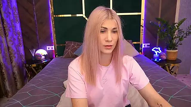 CassandraGood from StripChat