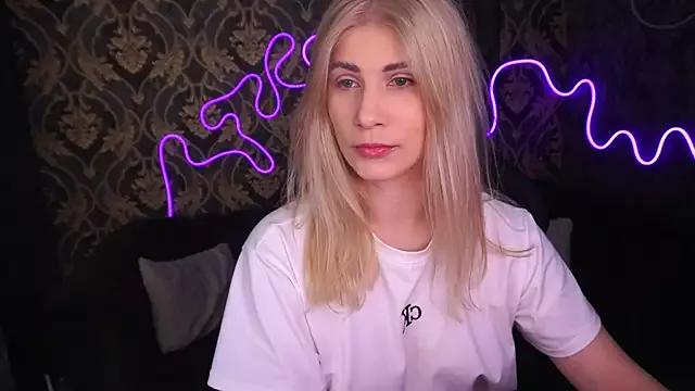CassandraGood from StripChat