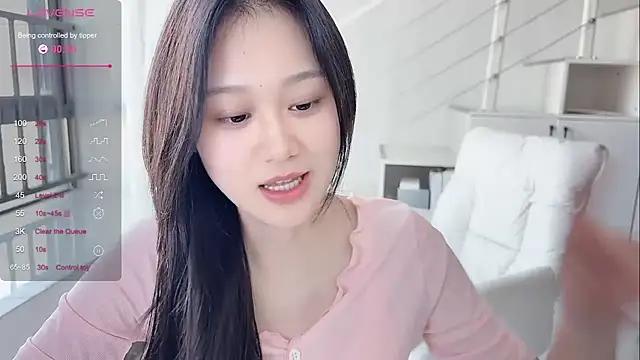 Cassie-20 from StripChat