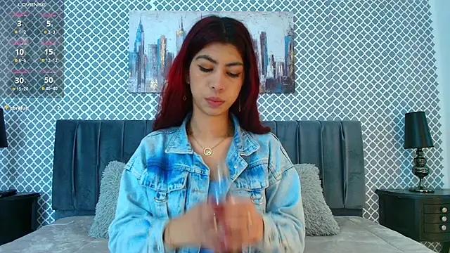 Cassie_bloom from StripChat