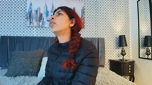 Cassie_bloom from StripChat