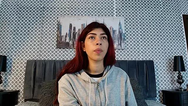 Cassie_bloom from StripChat