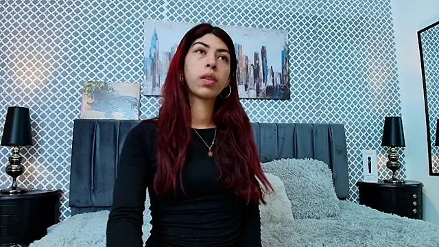 Cassie_bloom from StripChat