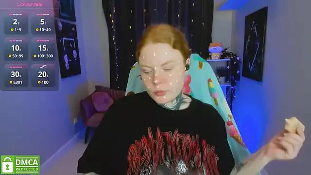 Cassie_xKiss from StripChat is Freechat