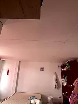 cata_bloom from StripChat