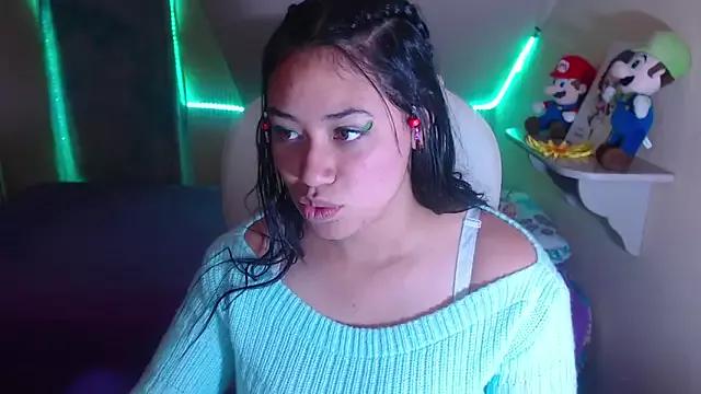 catalina_saenz19 from StripChat is Freechat