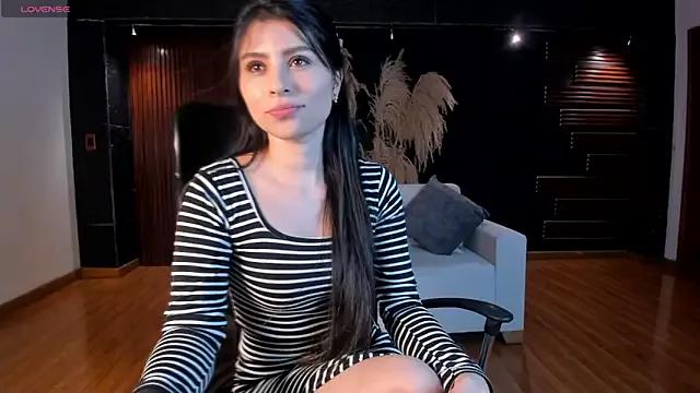 Explore our live girls sluts from our Custom and Multi clubs and checkout exclusive access to highly interactive content, such as shape, hair, titties, pussy type and many more.