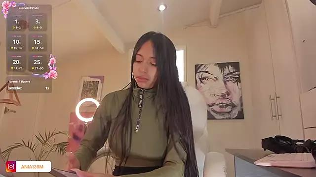 catalinasaiz from StripChat