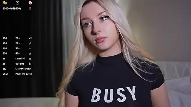 CatchMe1 from StripChat