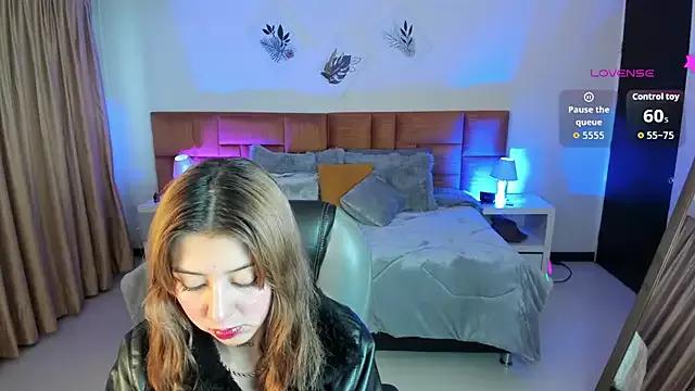 Catti_Brie from StripChat