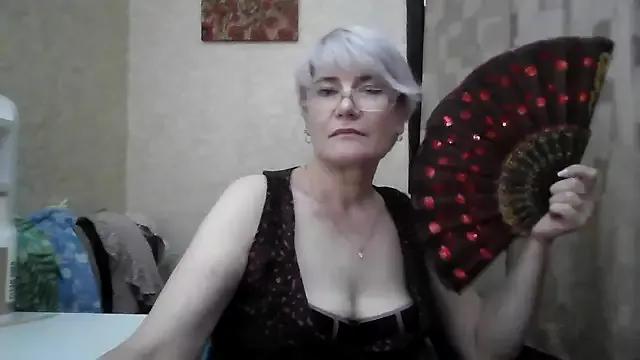 Catty_Lady from StripChat