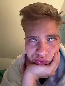 CDLukeLucy420 from StripChat is Freechat