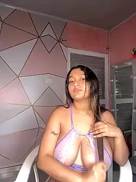 Explore our live girls sluts from our Custom and Multi clubs and checkout exclusive access to highly interactive content, such as shape, hair, titties, pussy type and many more.