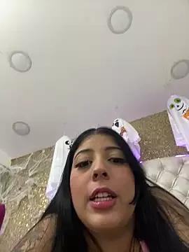 Explore our live girls sluts from our Custom and Multi clubs and checkout exclusive access to highly interactive content, such as shape, hair, titties, pussy type and many more.