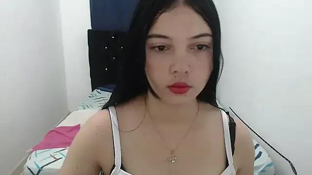 Explore our live girls sluts from our Custom and Multi clubs and checkout exclusive access to highly interactive content, such as shape, hair, titties, pussy type and many more.