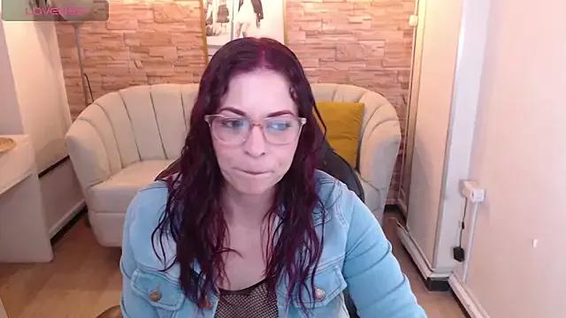 Cerecita_b from StripChat