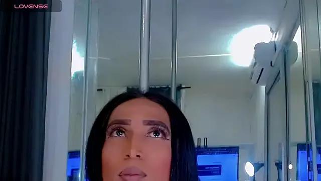 chairahot2 from StripChat is Freechat