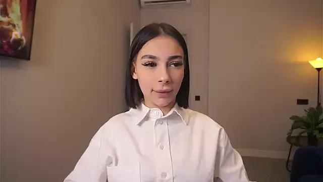 ChanelKnows from StripChat is Freechat