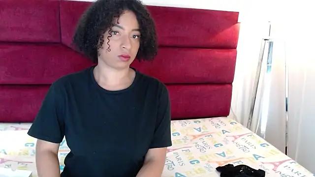Explore our live girls sluts from our Custom and Multi clubs and checkout exclusive access to highly interactive content, such as shape, hair, titties, pussy type and many more.
