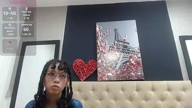 Explore our live girls sluts from our Custom and Multi clubs and checkout exclusive access to highly interactive content, such as shape, hair, titties, pussy type and many more.