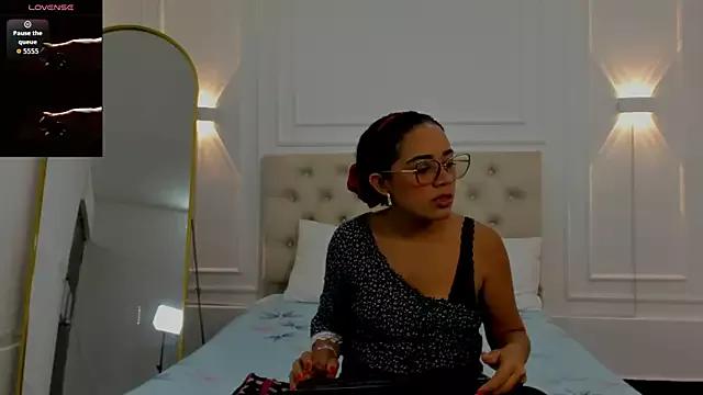 charlotte_dante212 from StripChat is Freechat