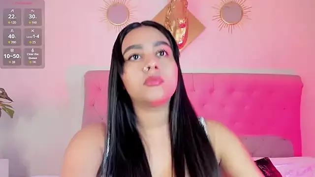 Explore our live girls sluts from our Custom and Multi clubs and checkout exclusive access to highly interactive content, such as shape, hair, titties, pussy type and many more.