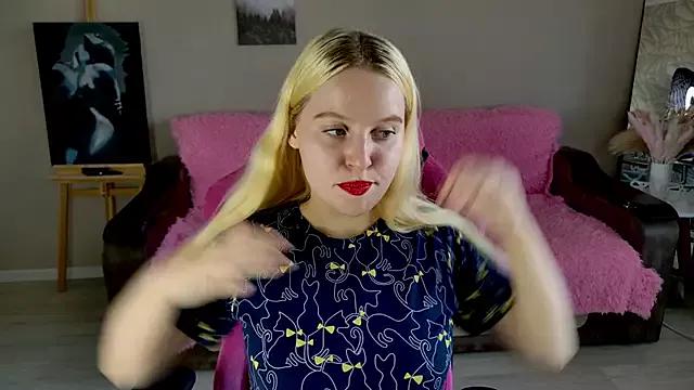 Explore our live girls sluts from our Custom and Multi clubs and checkout exclusive access to highly interactive content, such as shape, hair, titties, pussy type and many more.