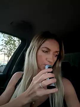 ChasingSunsets-Quinn webcams show profile image 