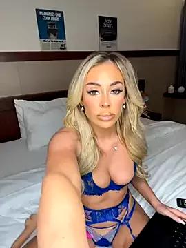 Cheeky_Chloe from StripChat
