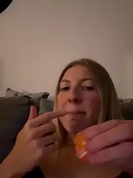 CheekyChelseaX from StripChat is Freechat