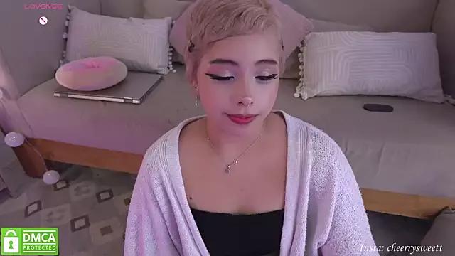 Cheerrysweett from StripChat