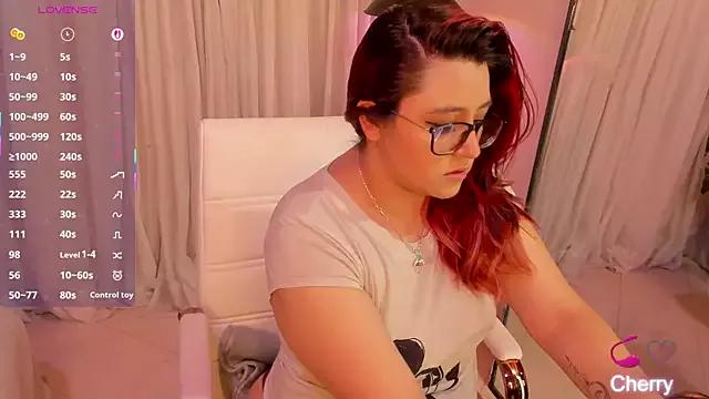 Explore our live girls sluts from our Custom and Multi clubs and checkout exclusive access to highly interactive content, such as shape, hair, titties, pussy type and many more.