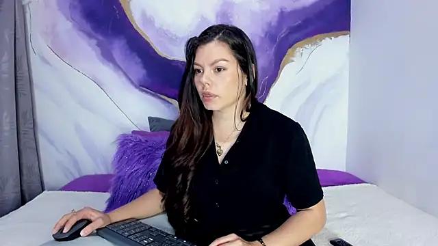 Explore our live girls sluts from our Custom and Multi clubs and checkout exclusive access to highly interactive content, such as shape, hair, titties, pussy type and many more.