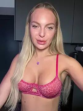 Explore our live girls sluts from our Custom and Multi clubs and checkout exclusive access to highly interactive content, such as shape, hair, titties, pussy type and many more.