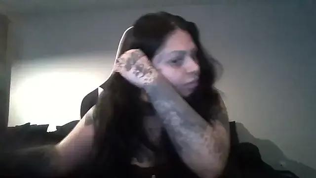 Photos of chicanachic13 from StripChat is Freechat