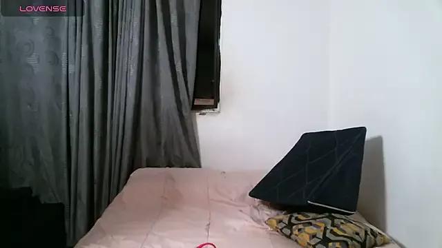 chicantonella from StripChat