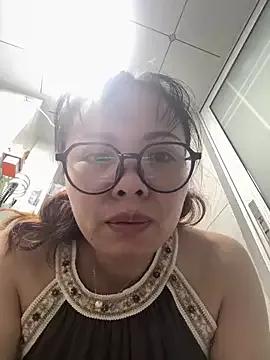 chick-888 from StripChat is Freechat