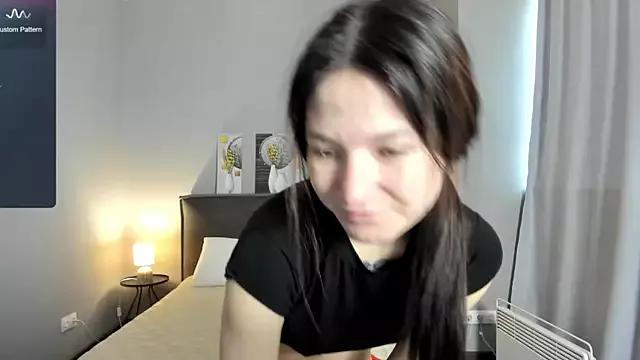 Explore our live girls sluts from our Custom and Multi clubs and checkout exclusive access to highly interactive content, such as shape, hair, titties, pussy type and many more.