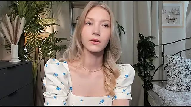 Photos of ChinBonnell from StripChat is Freechat