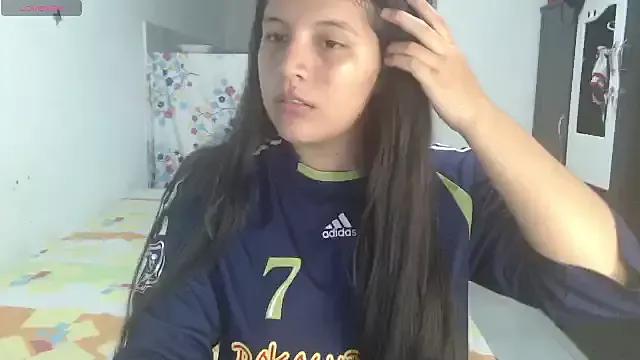 Explore our live girls sluts from our Custom and Multi clubs and checkout exclusive access to highly interactive content, such as shape, hair, titties, pussy type and many more.