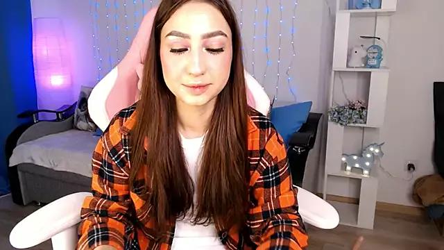 Explore our live girls sluts from our Custom and Multi clubs and checkout exclusive access to highly interactive content, such as shape, hair, titties, pussy type and many more.