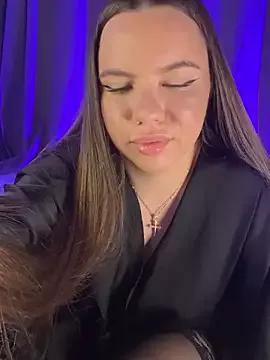 Explore our live girls sluts from our Custom and Multi clubs and checkout exclusive access to highly interactive content, such as shape, hair, titties, pussy type and many more.